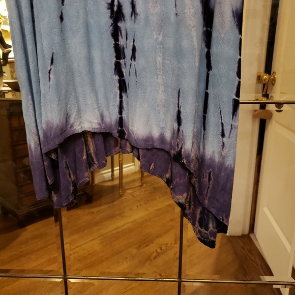 Peyton Jensen tie dye dress. - Picture 5 of 6